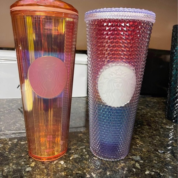 Starbucks cups - Picture 3 of 7